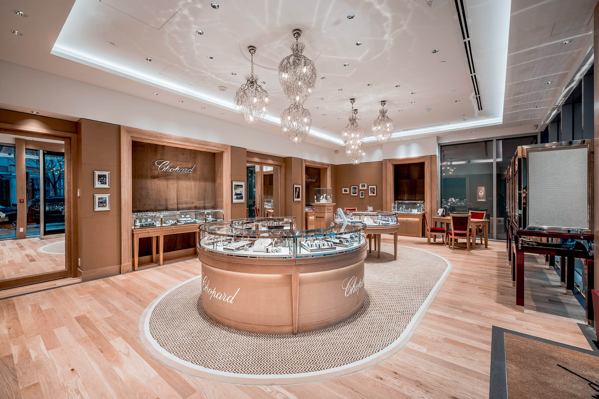 chopard boutique photo - global watch company