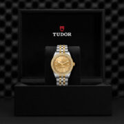 A M79673-0007 watch in a black box.