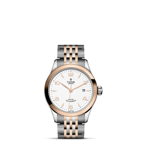 The M91351-0009 ladies watch with a rose gold bracelet.