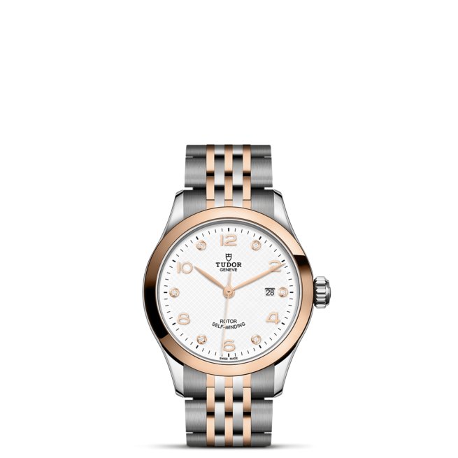 The M91351-0011 ladies watch with a rose gold bracelet.