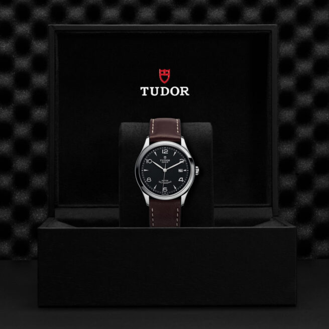 A M91550-0008 watch in a black box.